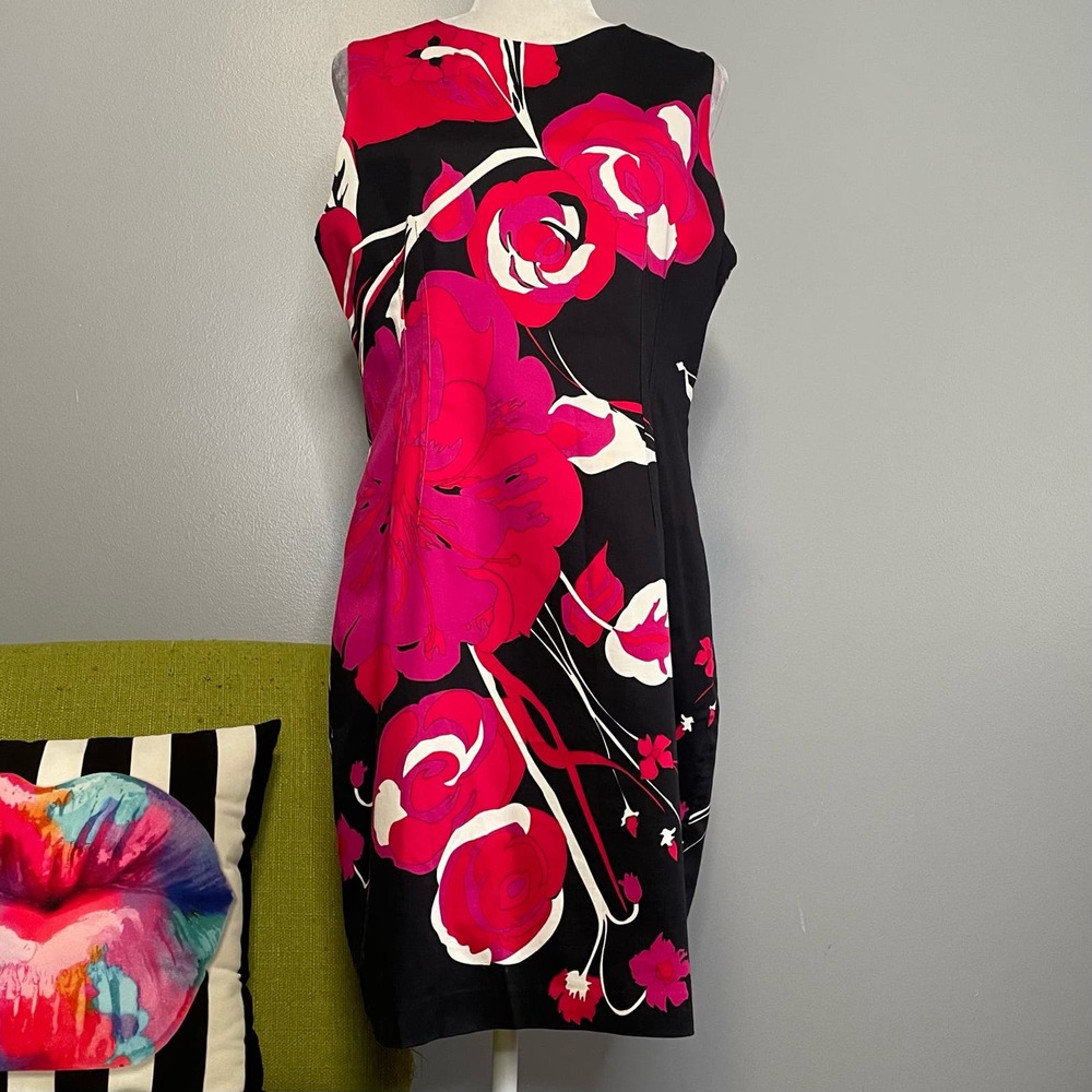 Tahari Red Pink Black Floral Sleeveless Sheath Dress 12 Work Cocktail